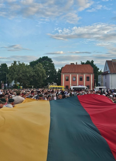 Liepos 6-oji – Valstybės (Lietuvos karaliaus Mindaugo karūnavimo) ir  Tautiškos giesmės  diena