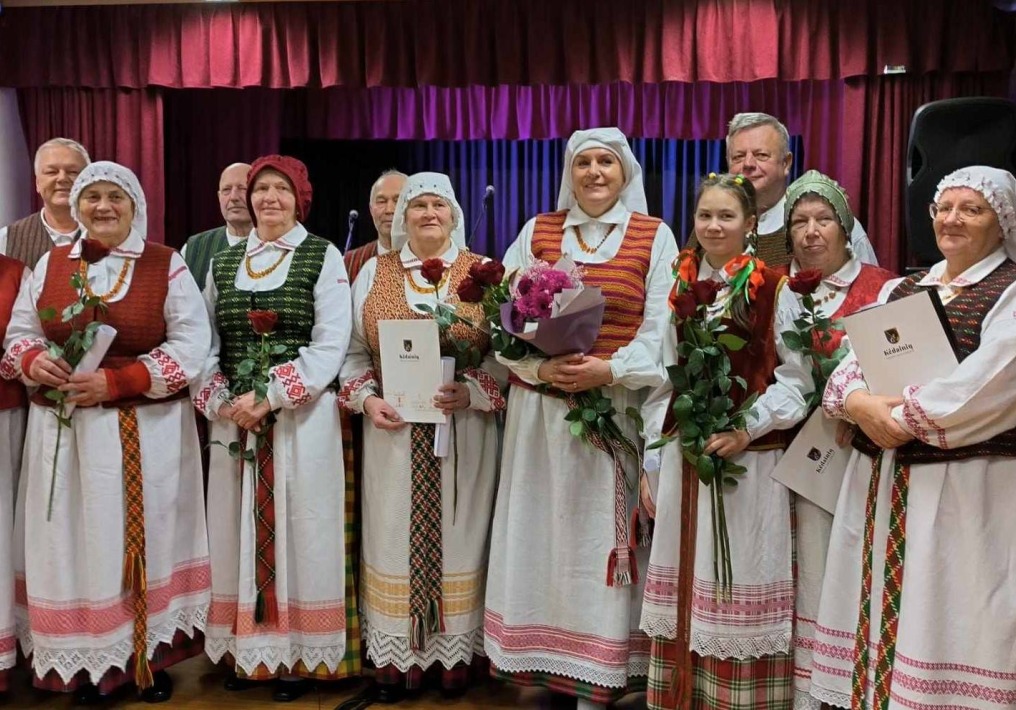 Folkloro ansamblis KALNABERŽIAI